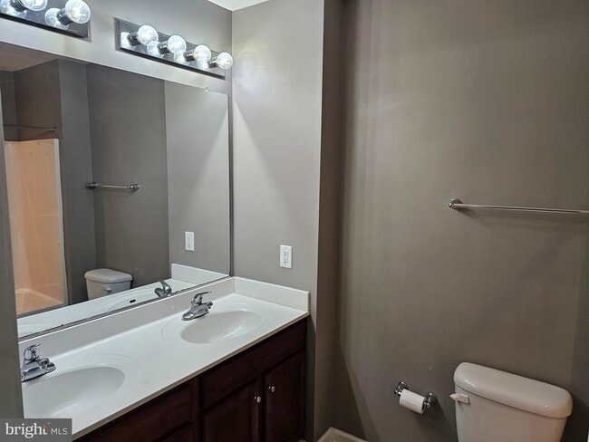 Building Photo - 136 Checko Court