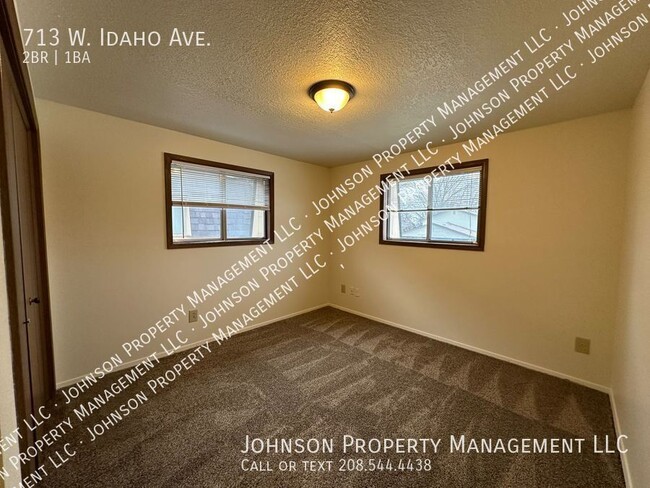 Building Photo - Affordable 2 Bedroom Apartment in Central ...