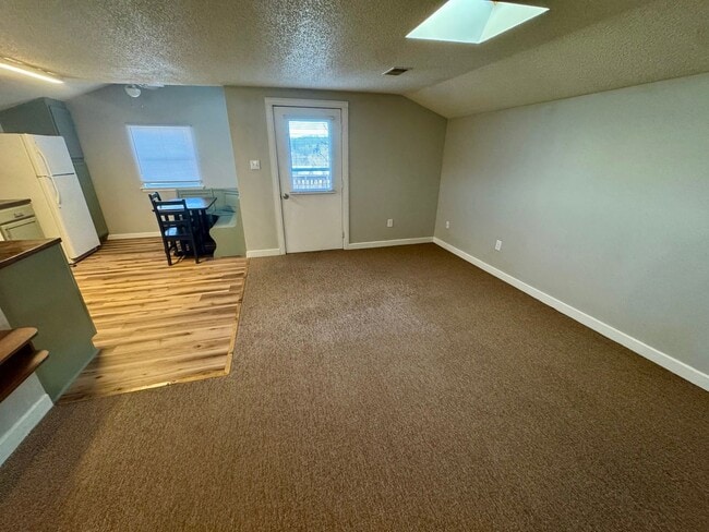 Building Photo - 409 North Ave