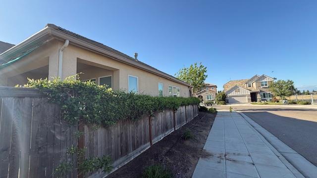 Building Photo - 2688 Vartikian Ave