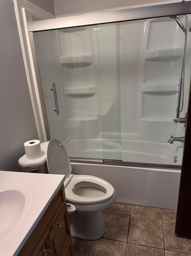 Building Photo - 388 Gamewood Dr