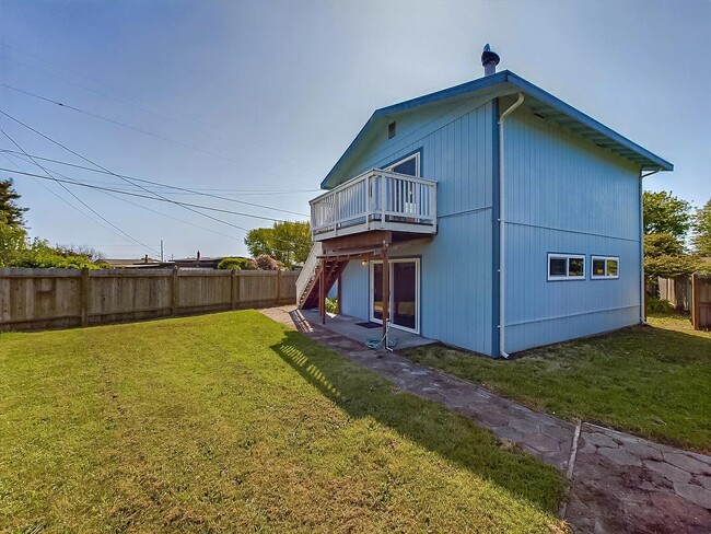 Building Photo - 1834 Roberts Way