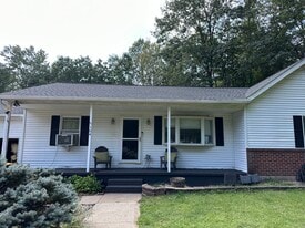 Building Photo - 104 Aspen Cir