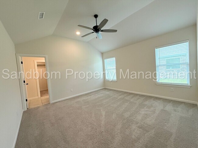 Building Photo - For Lease | East Tulsa - BA Schools | $194...