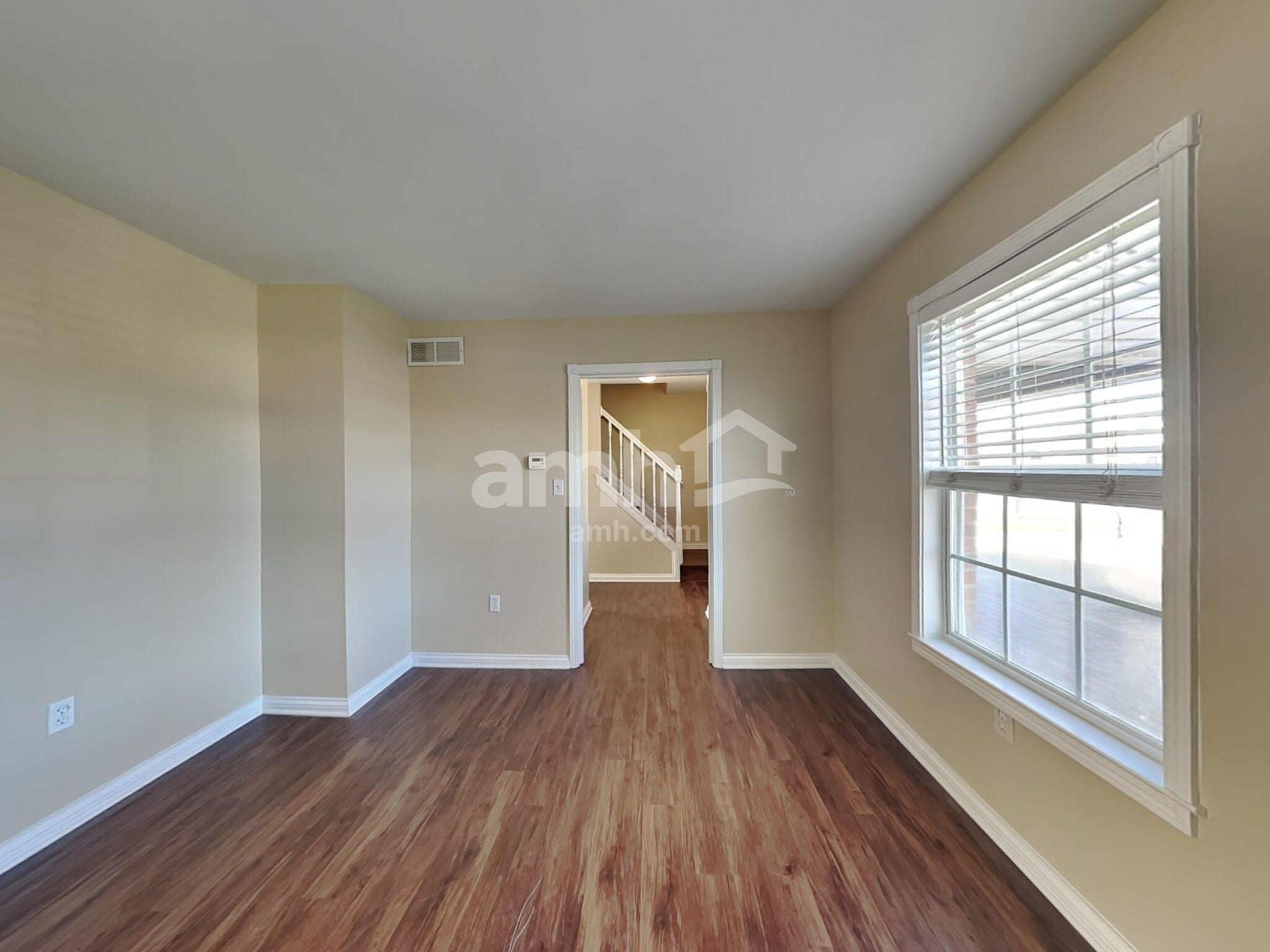 Building Photo - 1836 Clearbrook Dr