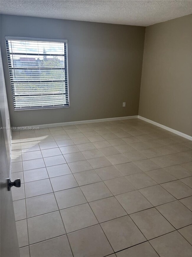 Building Photo - 5800 SW 127th Ave