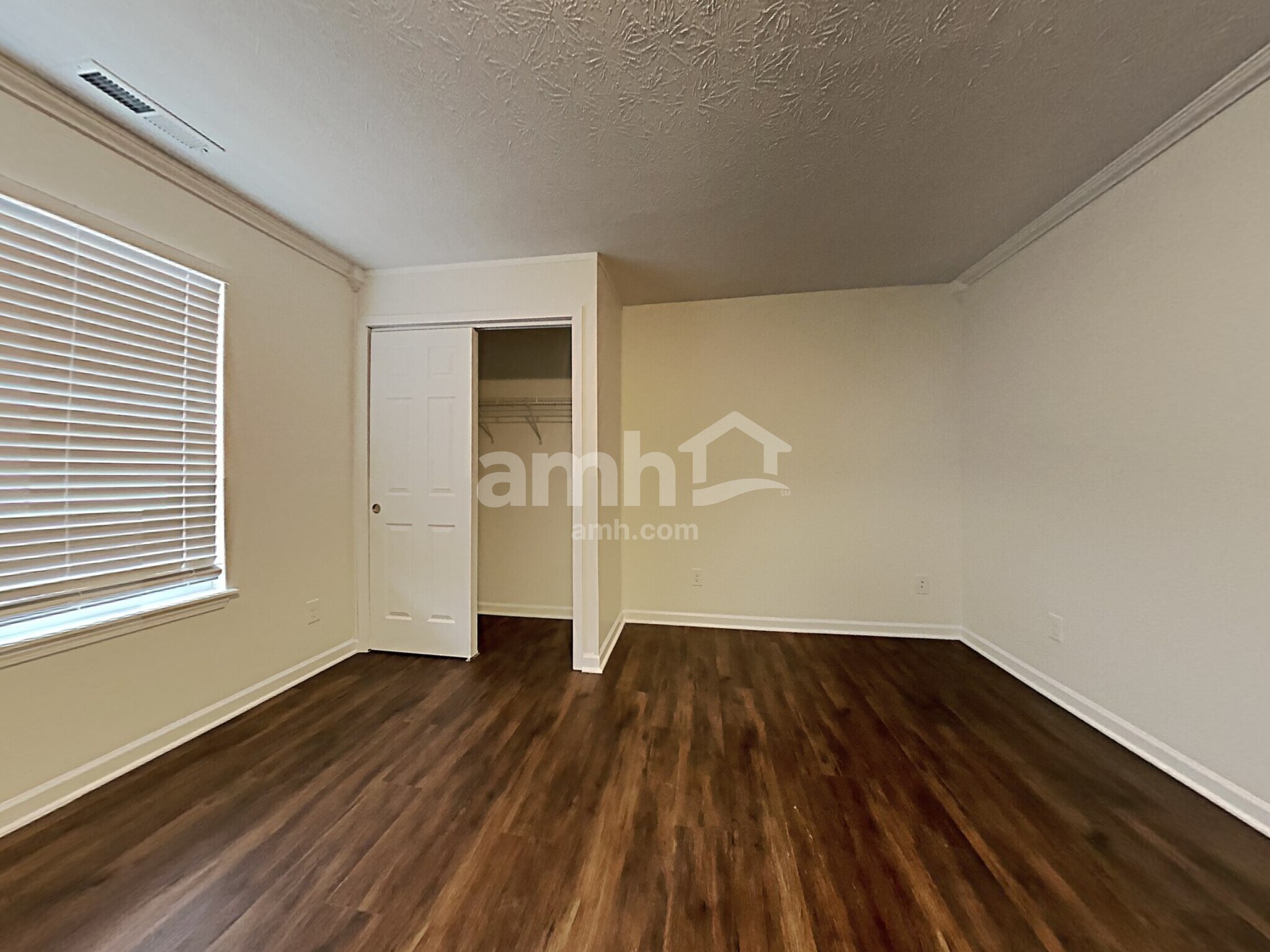 Building Photo - 6581 Daisy Hill Ct