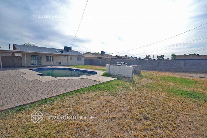 Building Photo - 5724 W Mulberry Dr