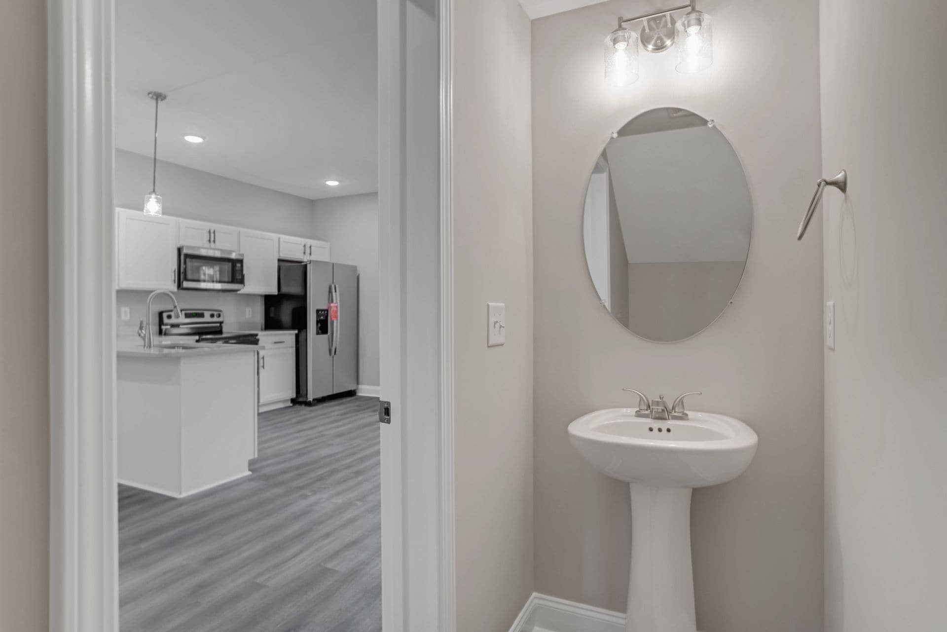 Building Photo - Excell Pointe 3 Bedroom Townhomes