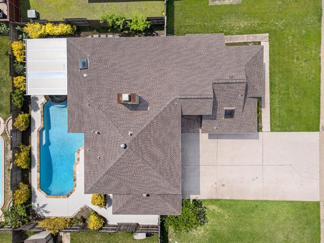 Building Photo - 419 Brooks Ln