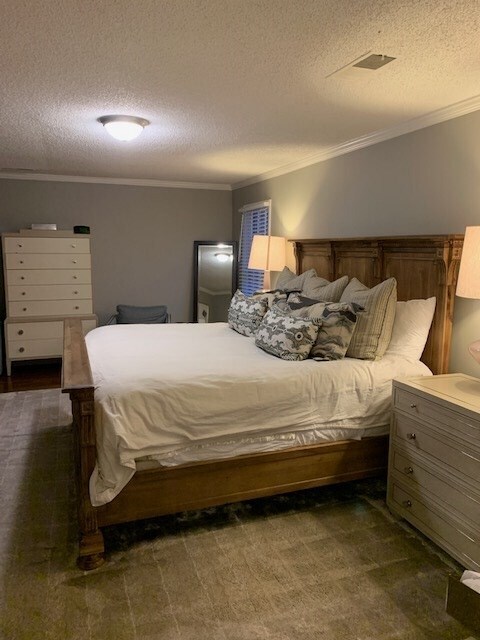 Building Photo - 1908 Newfields Rd