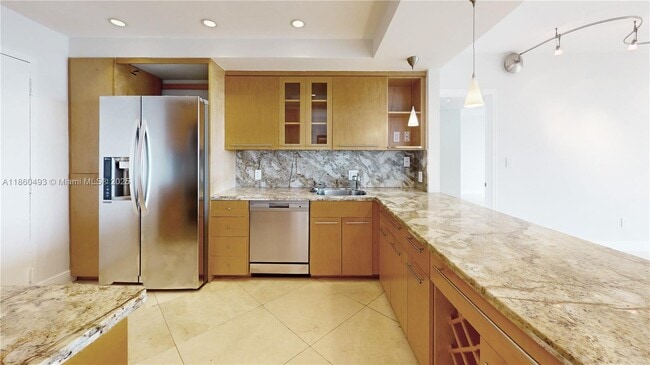 Building Photo - 11113 Biscayne Blvd