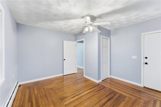 Building Photo - 108 Waterman Ave