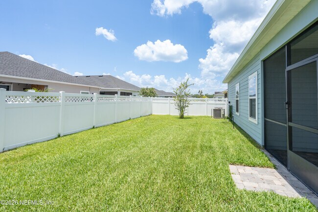 Building Photo - 260 Oaklawn Ct