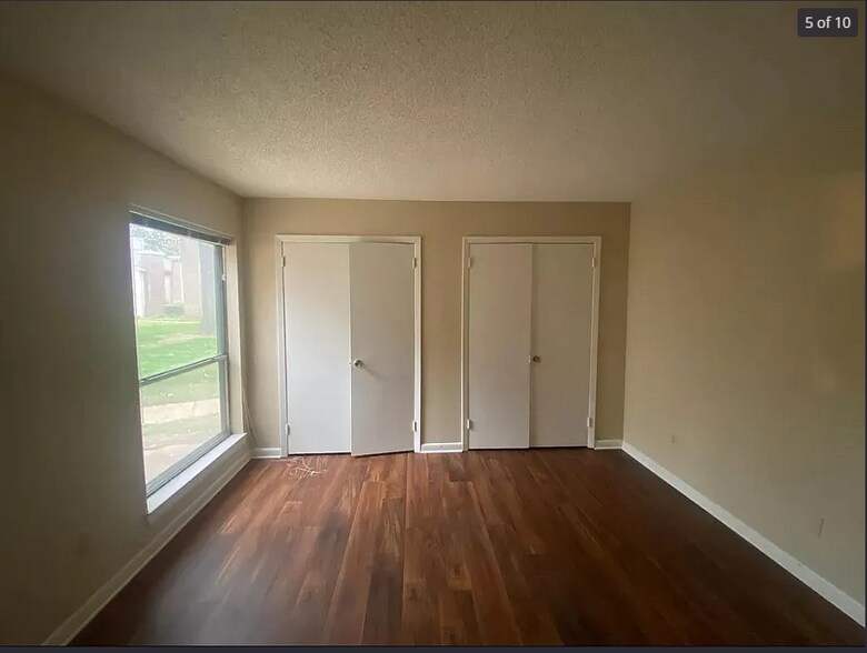Building Photo - 6705 Majestic Oak Pl