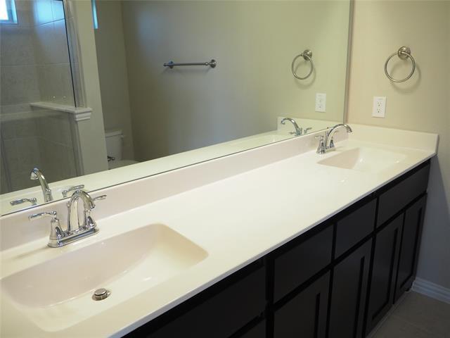Building Photo - 3128 Solana Cir