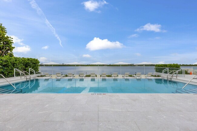 Building Photo - 2773 S Ocean Blvd