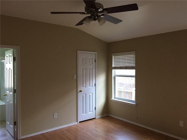 Building Photo - 3557 Sandy Koufax Ln