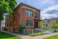 Building Photo - 5801 W Ainslie St