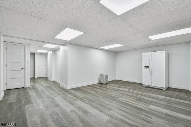 Building Photo - 29 Summerhill Dr