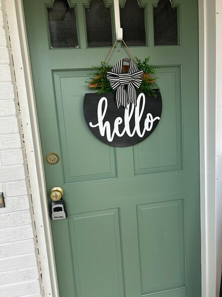 Building Photo - 142 Lullwater St