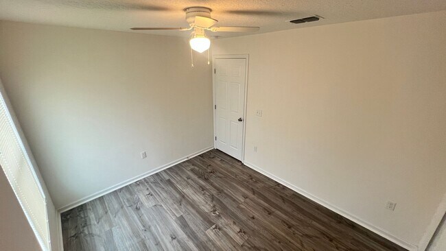 Building Photo - INCREDIBLE, BRAND NEW 4 Bedroom, 2 Bathroom Home in Palm Bay!!