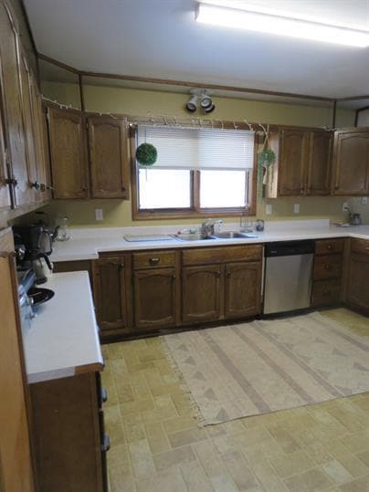 Building Photo - 1416 13th St S