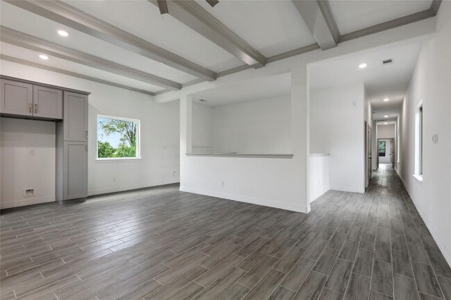 Building Photo - 3407 Sakowitz St