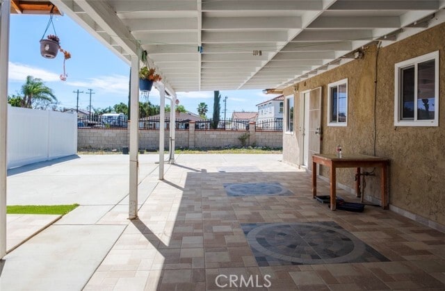 Building Photo - 6781 Jacaranda Ave