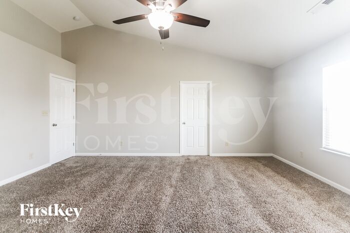 Building Photo - 18185 Knobstone Way