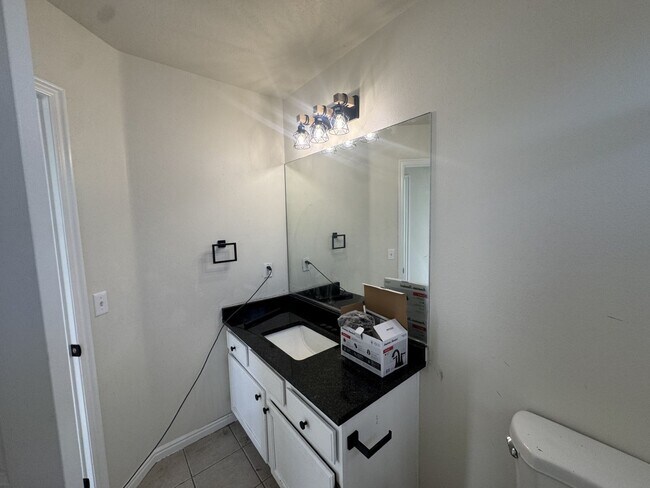 Building Photo - Ranch Rambler in Enoch