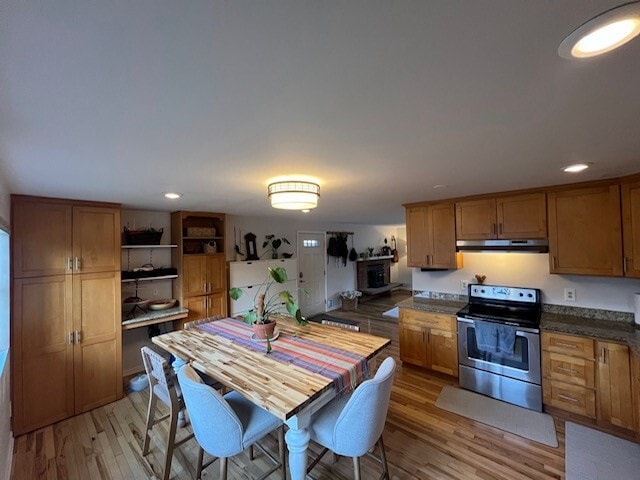 Kitchen - 9220 11th Ave SW