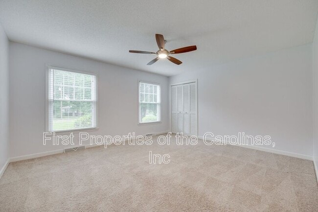 Building Photo - 1003 Chesterfield Ave