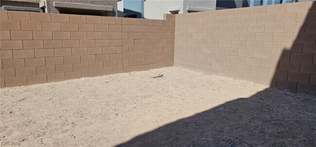 Building Photo - 6137 Orchid Fls St