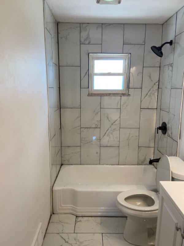 Building Photo - 123 Napoleon Rd