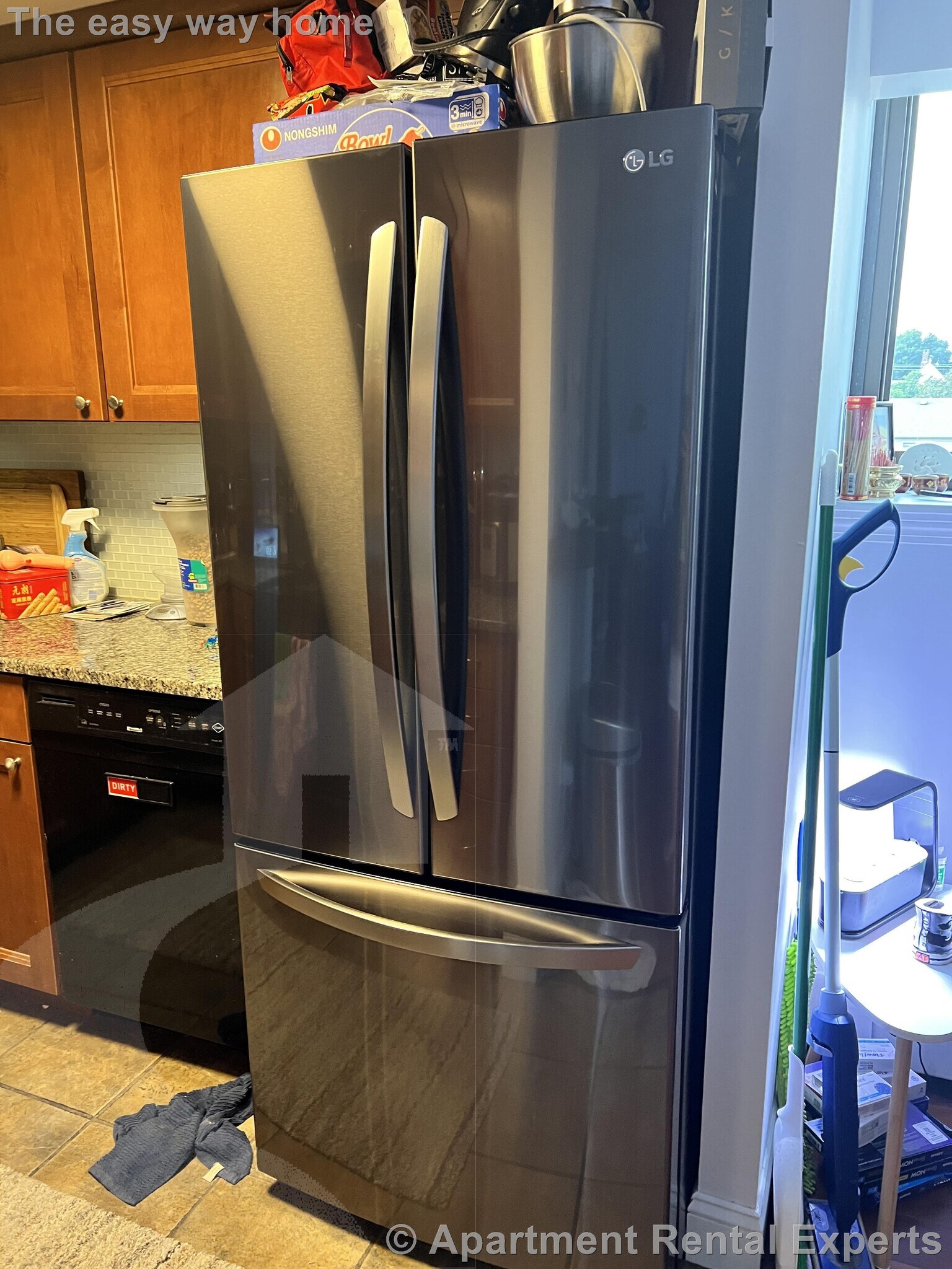 Building Photo - 14 Locust St