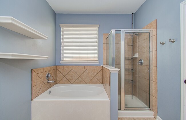 Building Photo - 6307 S Wintersage Ln