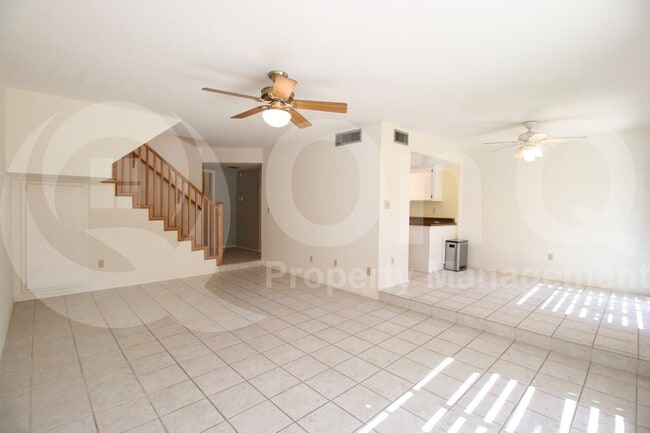 Building Photo - 5258 S Deborah Dr