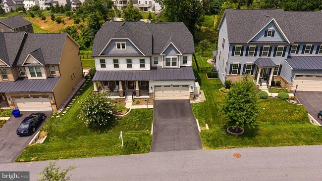 Building Photo - 7142 Starmount Ct