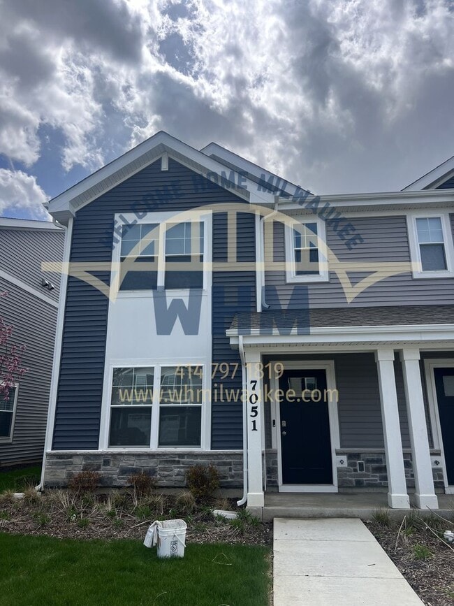 Building Photo - 7051 Fair Oaks Rd