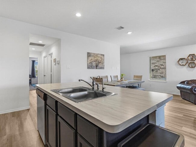 Building Photo - 21334 Riverdew Dr