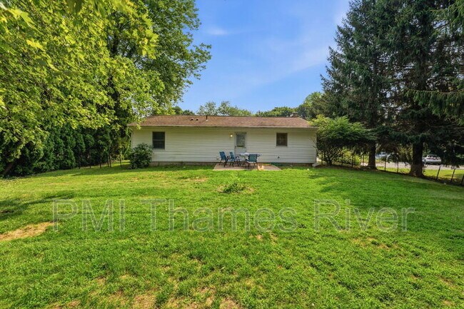 Building Photo - 33 Lodus Ct
