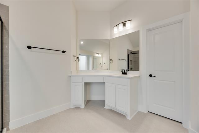 Building Photo - 9013 Wyndemere Ln