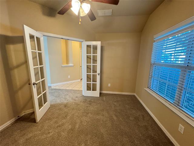 Building Photo - 616 Kinghaven Dr