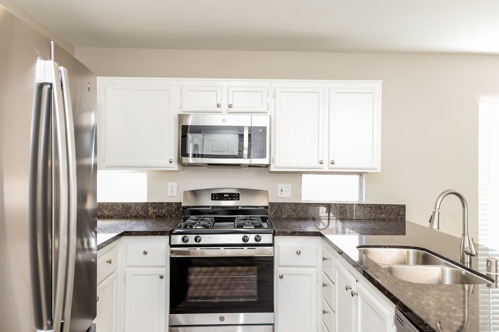 Building Photo - 2435 Sunset Peak St