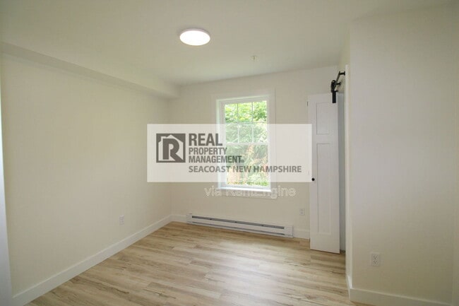 Building Photo - 255 1st NH Turnpike