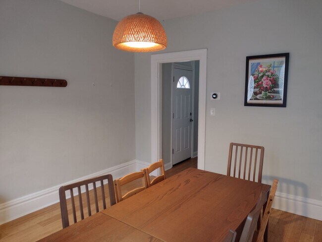 Building Photo - Beautiful Home for Rent