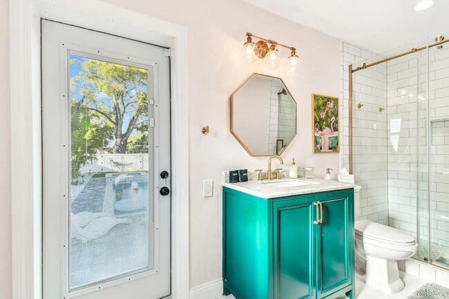 Building Photo - 1107 W Braddock St