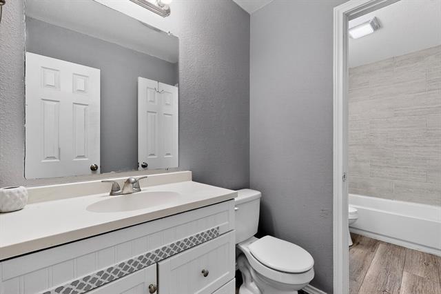 Building Photo - 5717 Macrae St