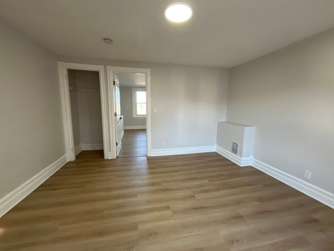 Building Photo - Completely renovated Allentown home offering the feel of brand-new construction